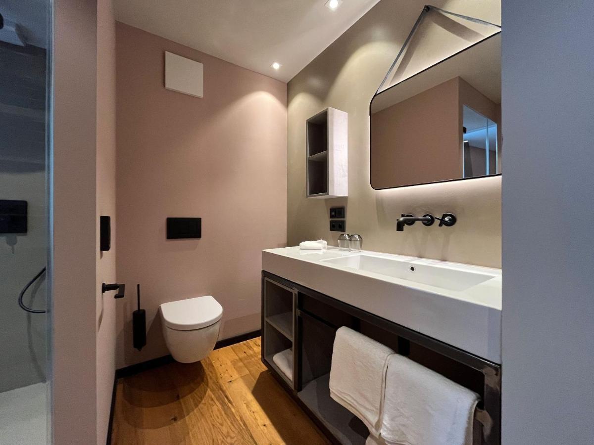 Boutiquehotel Burg Adenbach & Alter Weinbau Bad Neuenahr-Ahrweiler Eksteriør billede