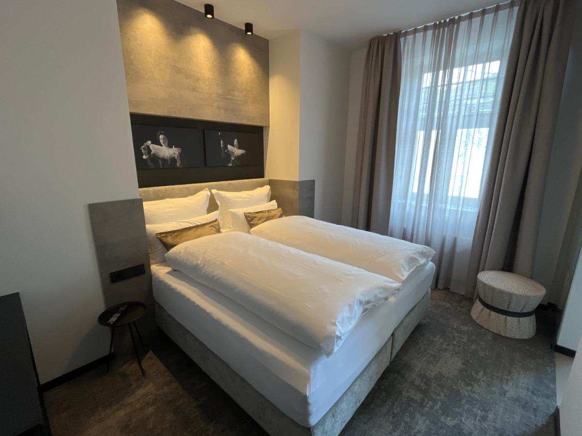 Boutiquehotel Burg Adenbach & Alter Weinbau Bad Neuenahr-Ahrweiler Eksteriør billede