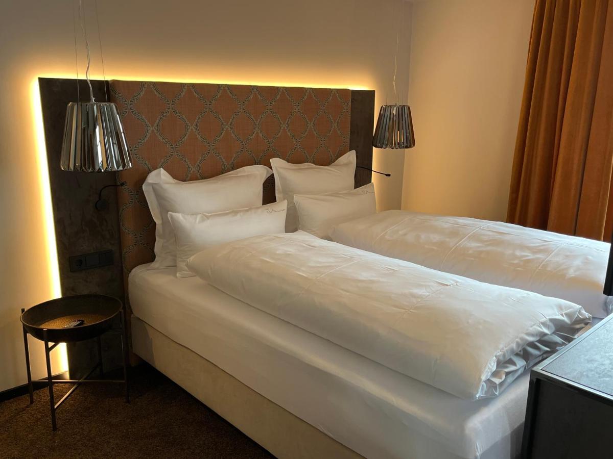 Boutiquehotel Burg Adenbach & Alter Weinbau Bad Neuenahr-Ahrweiler Eksteriør billede