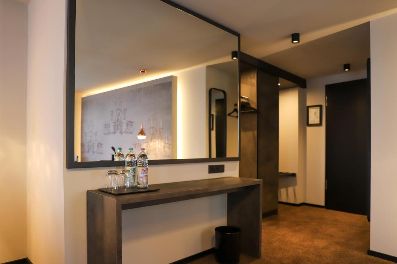 Boutiquehotel Burg Adenbach & Alter Weinbau Bad Neuenahr-Ahrweiler Eksteriør billede