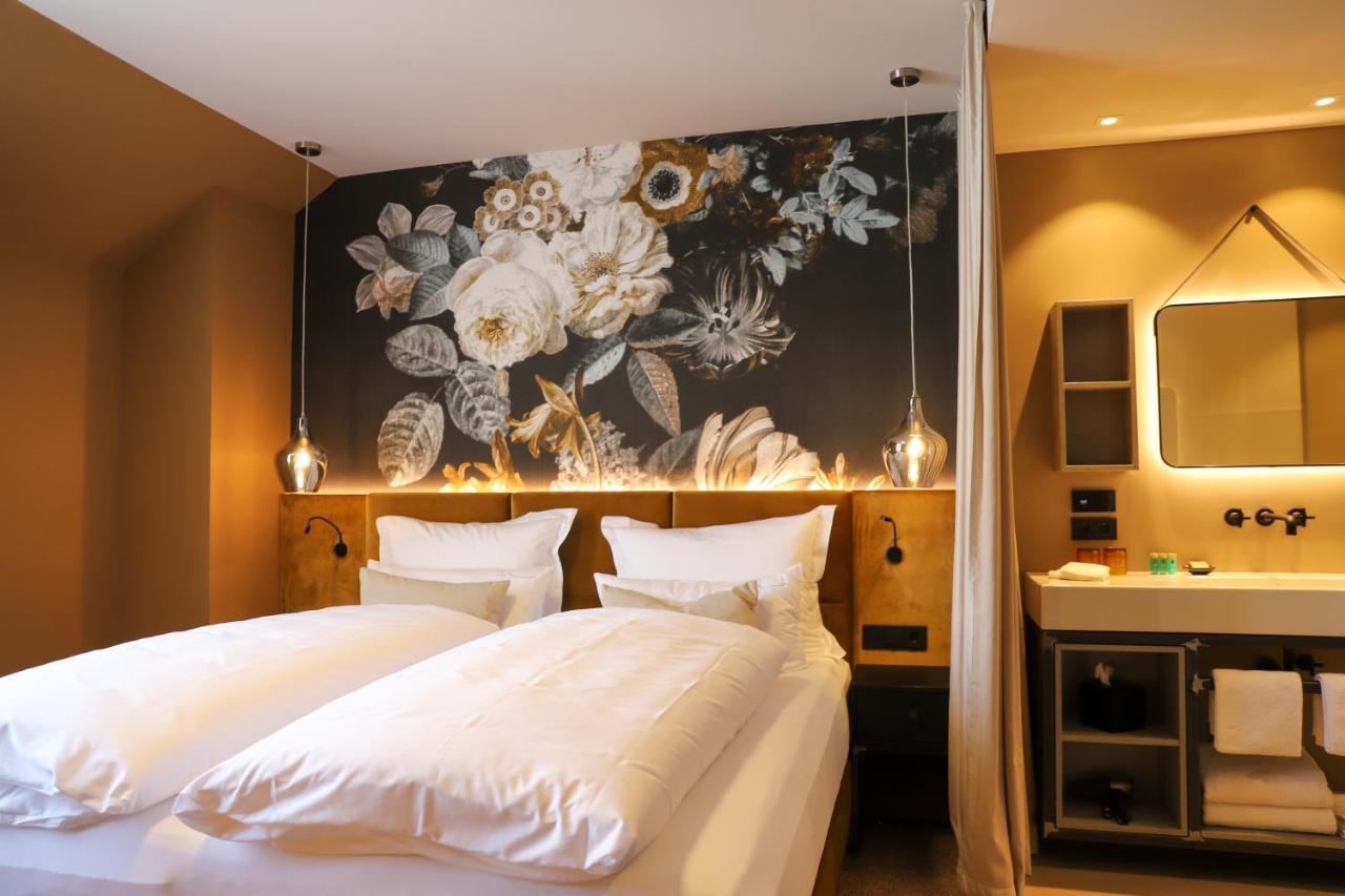 Boutiquehotel Burg Adenbach & Alter Weinbau Bad Neuenahr-Ahrweiler Eksteriør billede