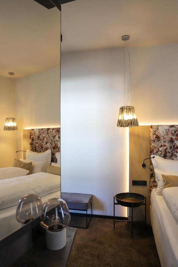 Boutiquehotel Burg Adenbach & Alter Weinbau Bad Neuenahr-Ahrweiler Eksteriør billede