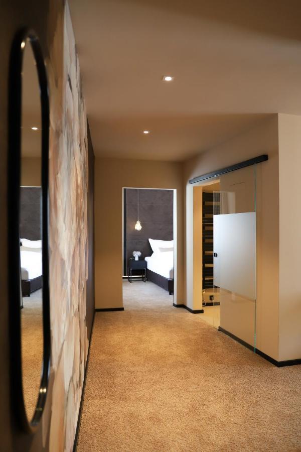 Boutiquehotel Burg Adenbach & Alter Weinbau Bad Neuenahr-Ahrweiler Eksteriør billede