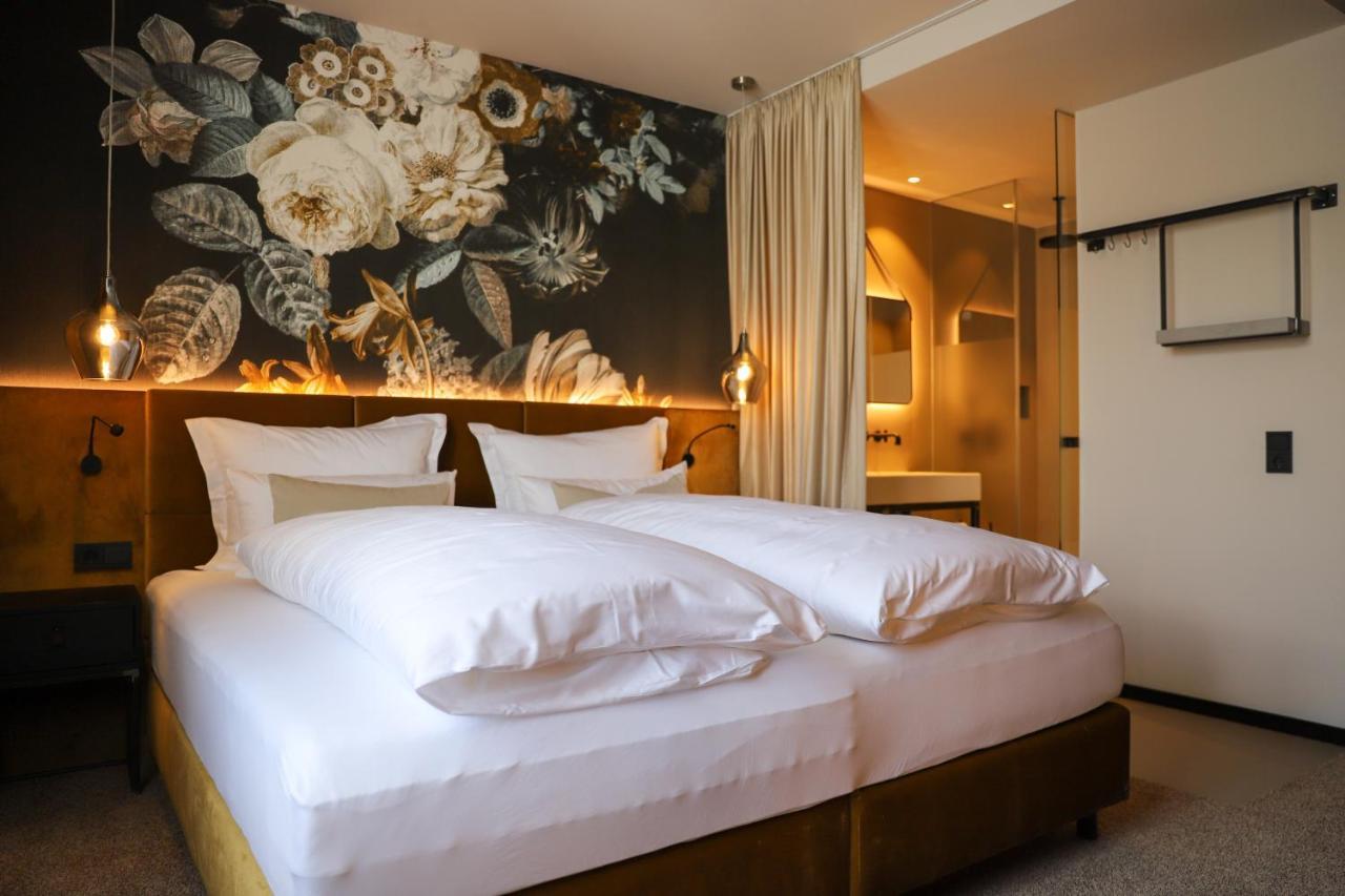 Boutiquehotel Burg Adenbach & Alter Weinbau Bad Neuenahr-Ahrweiler Eksteriør billede