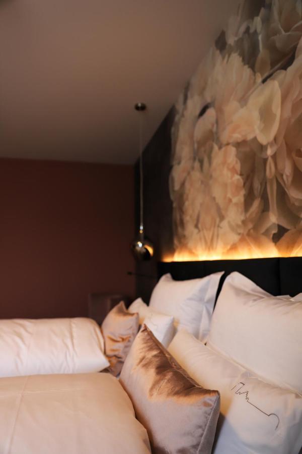 Boutiquehotel Burg Adenbach & Alter Weinbau Bad Neuenahr-Ahrweiler Eksteriør billede
